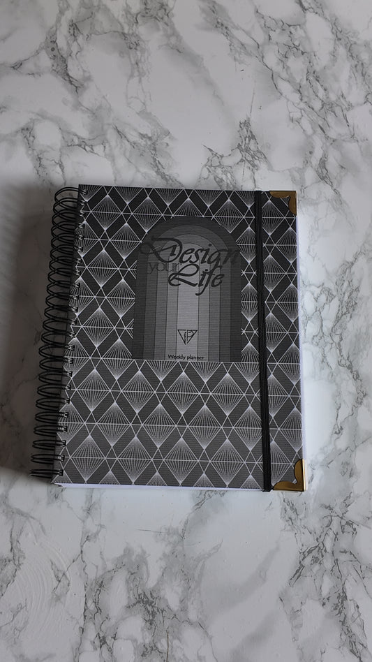 Finouss Planner A4 - semainier 12 mois - Delta - Noir